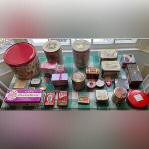 VTG 26 Various American and International Advertising Tins